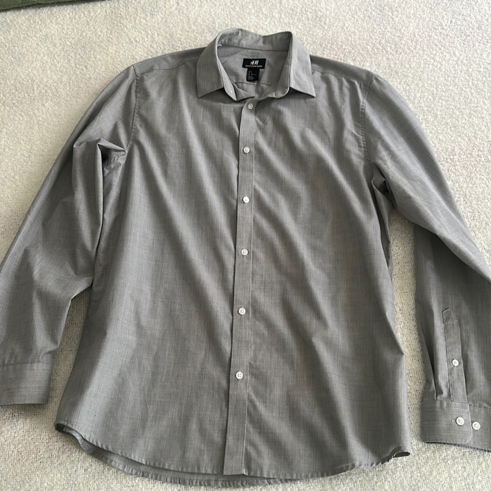 H&M dress shirt Size Large